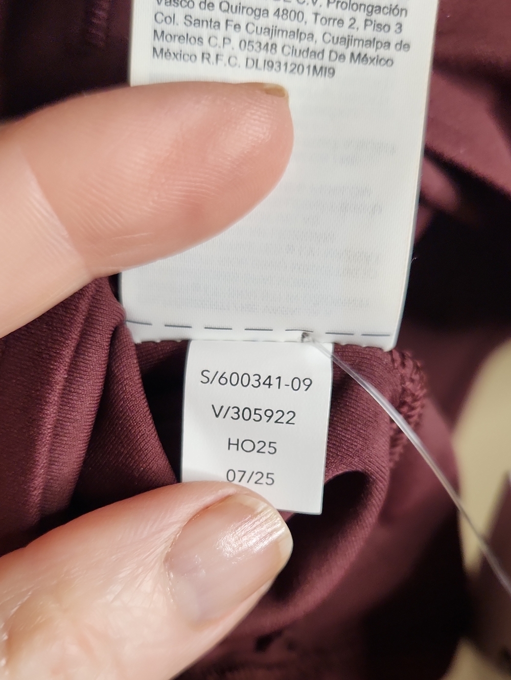 Athleta Transcend Open Back Tee in Plum. Size S. NWT. #600341 - Picture 5 of 5